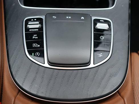 Used 2023 Mercedes-Benz E 450 Coupe image 27