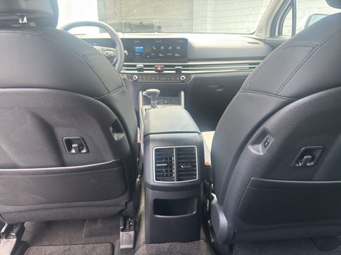 Used 2026 Kia Sportage EX FWD image 25