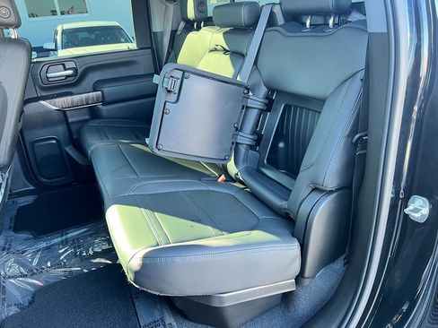 Used 2021 GMC Sierra 2500 Denali w/ Denali Ultimate Package image 15