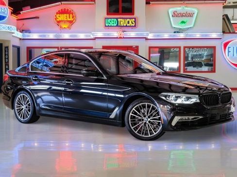 Used 2018 BMW 540i image 1