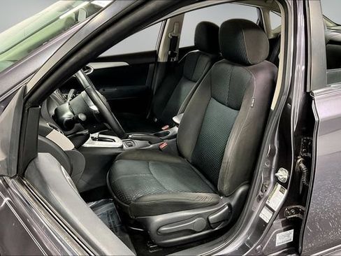 Used 2015 Nissan Sentra SR FWD image 17