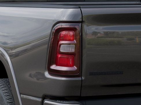 New 2026 RAM 1500 4x4 Crew Cab image 9