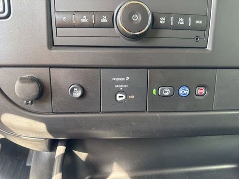 Used 2022 Chevrolet Express 2500 w/ Enhanced Convenience Package image 15