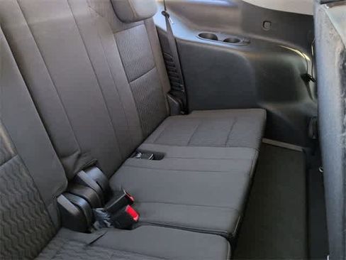 Used 2020 GMC Yukon SLE w/ SLE Value Package image 22