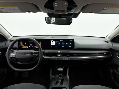 Certified 2025 Kia K4 FWD image 19