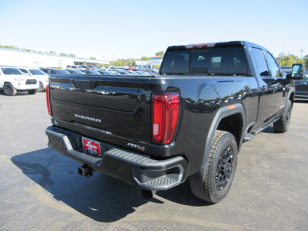 Used 2021 GMC Sierra 2500 AT4 w/ AT4 Premium Plus Package AWD/4WD image 5