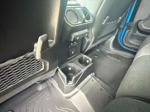 Certified 2025 Jeep Gladiator Rubicon image 27