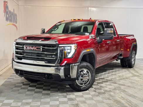 New 2026 GMC Sierra 3500 SLT w/ SLT Convenience Package AWD/4WD image 2