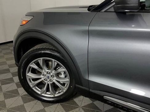 Used 2022 Ford Explorer XLT w/ Equipment Group 202A image 39