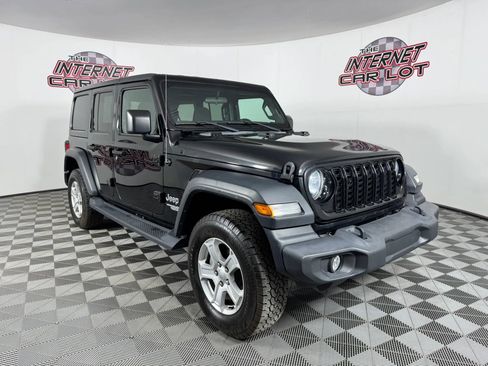 Used 2018 Jeep Wrangler Unlimited Sport S image 9
