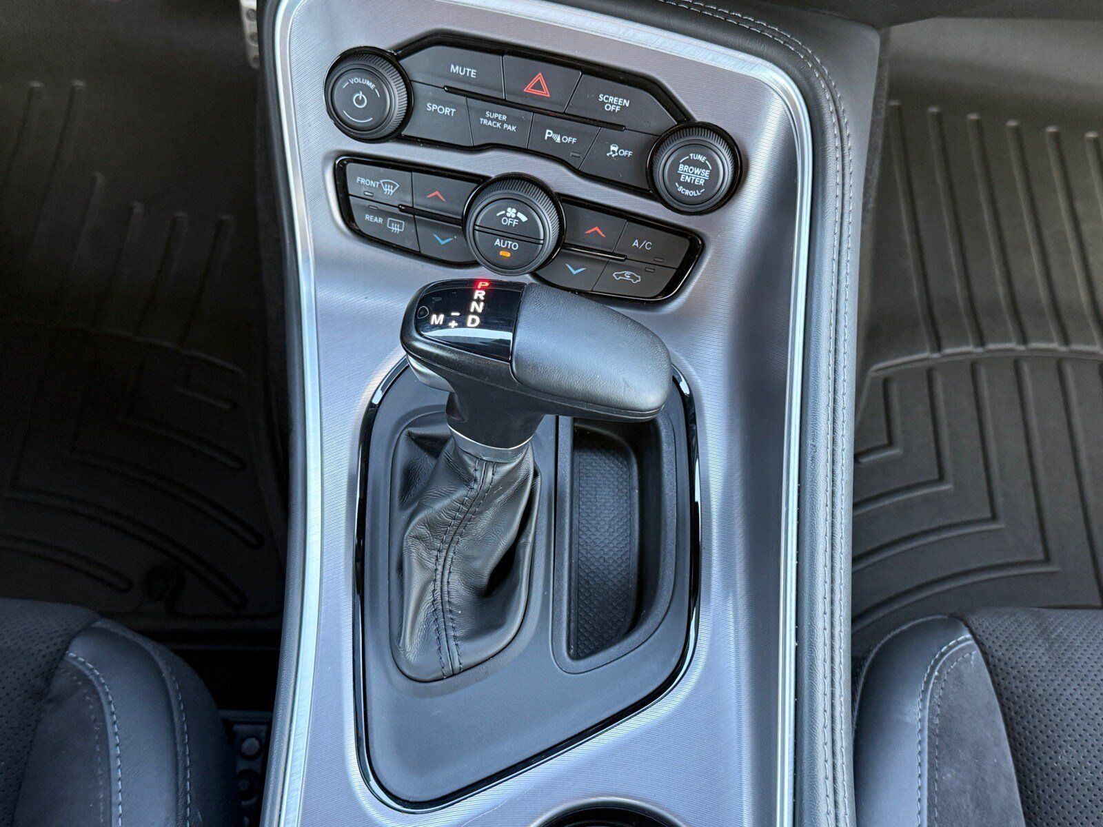 Used 2022 Dodge Challenger R/T w/ Plus Package RWD image 19