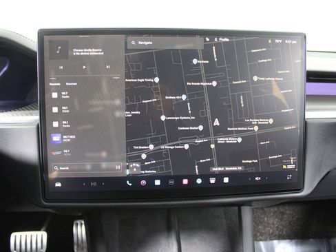 Used 2021 Tesla Model S Plaid image 15