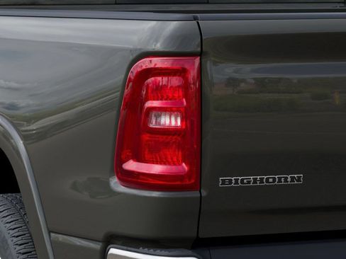 New 2026 RAM 1500 4x4 Crew Cab image 15