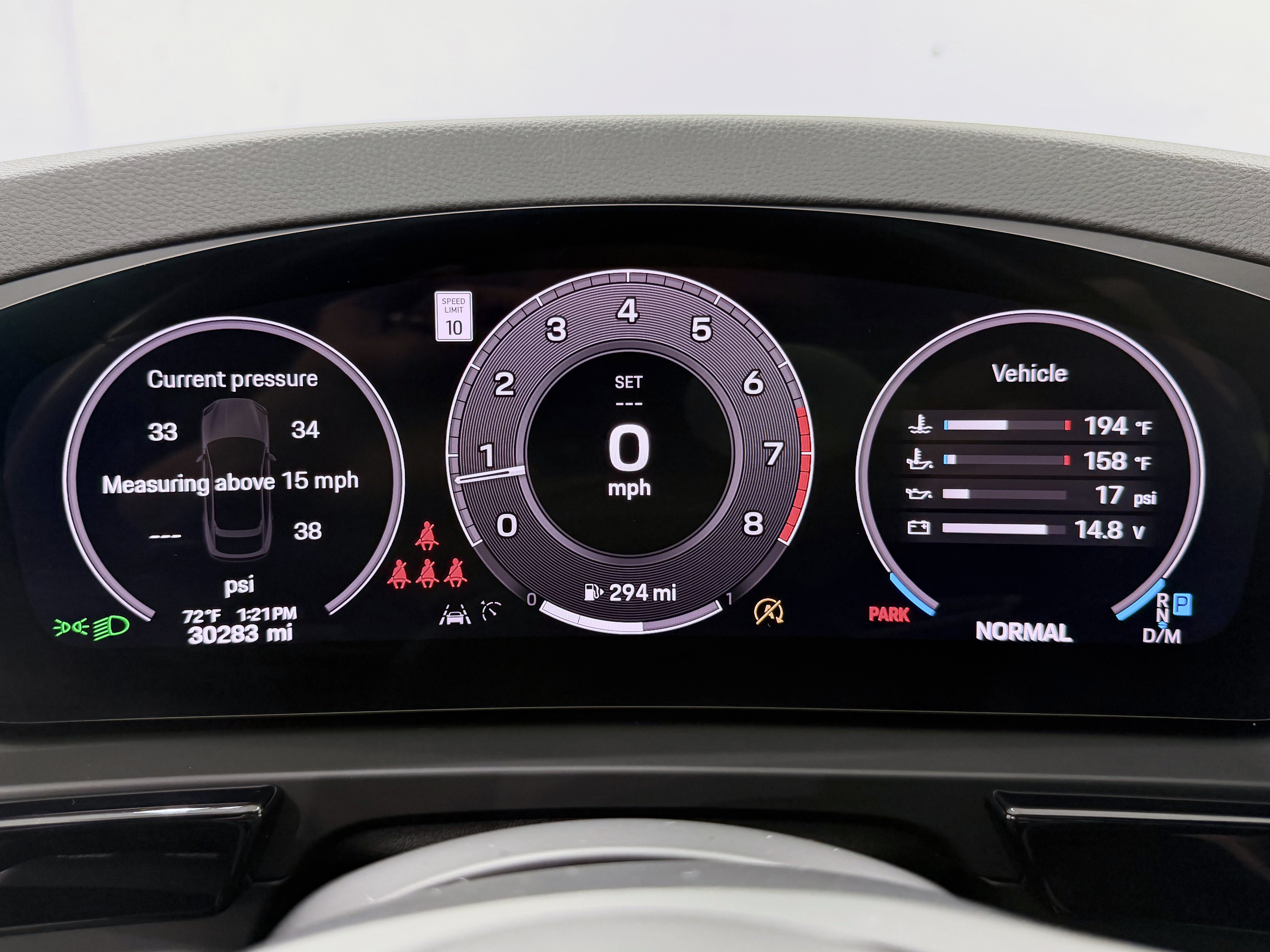Certified 2024 Porsche Cayenne Coupe AWD/4WD image 52