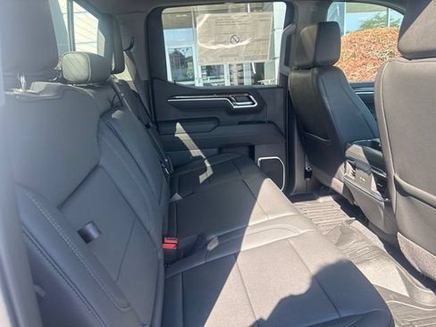 New 2026 GMC Sierra 1500 Elevation w/ Elevation Premium Package AWD/4WD image 27