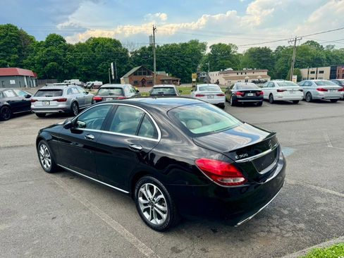 Used 2018 Mercedes-Benz C 300 4MATIC Sedan image 5