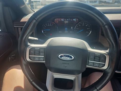 Used 2023 Ford Expedition Limited AWD/4WD image 15
