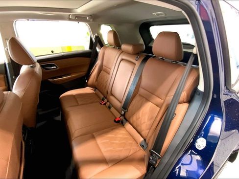 Used 2024 Nissan Rogue Platinum w/ Platinum Premium Package FWD image 15