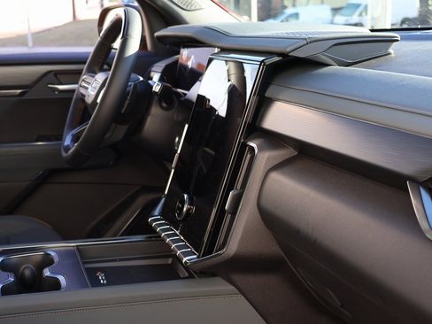 New 2026 GMC Acadia AT4 w/ Super Cruise Package image 10