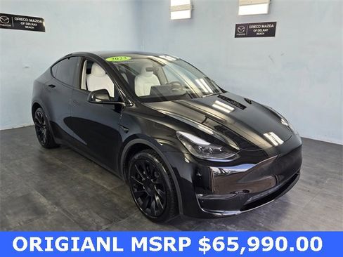 Used 2023 Tesla Model Y Long Range image 2