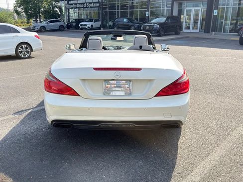 Used 2014 Mercedes-Benz SL 550 image 11