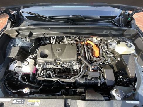 Used 2025 Toyota Grand Highlander AWD Hybrid image 23