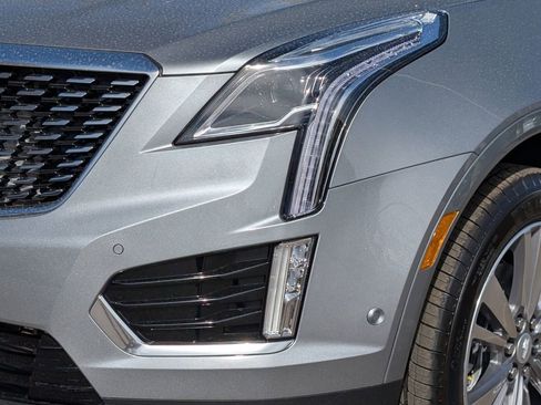 New 2026 Cadillac XT5 Premium Luxury w/ Driver Assist Package AWD/4WD image 7