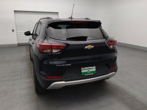 Used 2021 Chevrolet TrailBlazer LT w/ Convenience Package FWD image 6