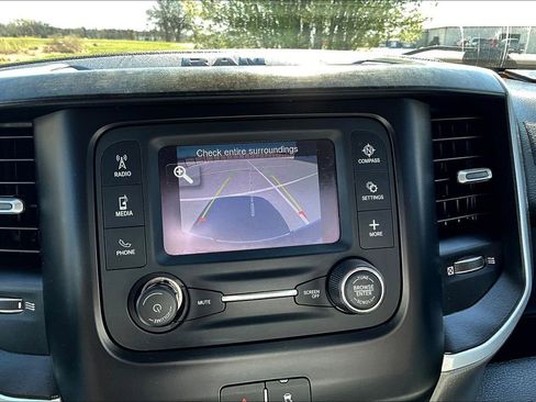 Used 2019 RAM 3500 Big Horn AWD/4WD image 13