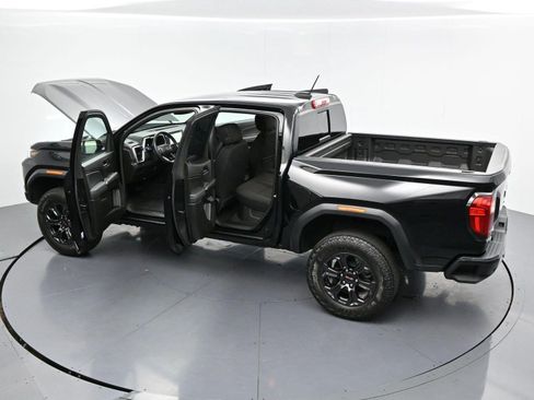 Used 2025 GMC Canyon Elevation w/ Convenience Package RWD image 39