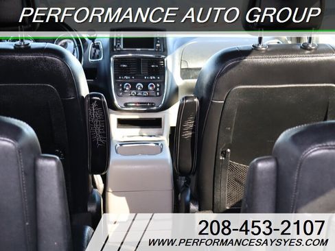 Used 2018 Dodge Grand Caravan SXT FWD image 10