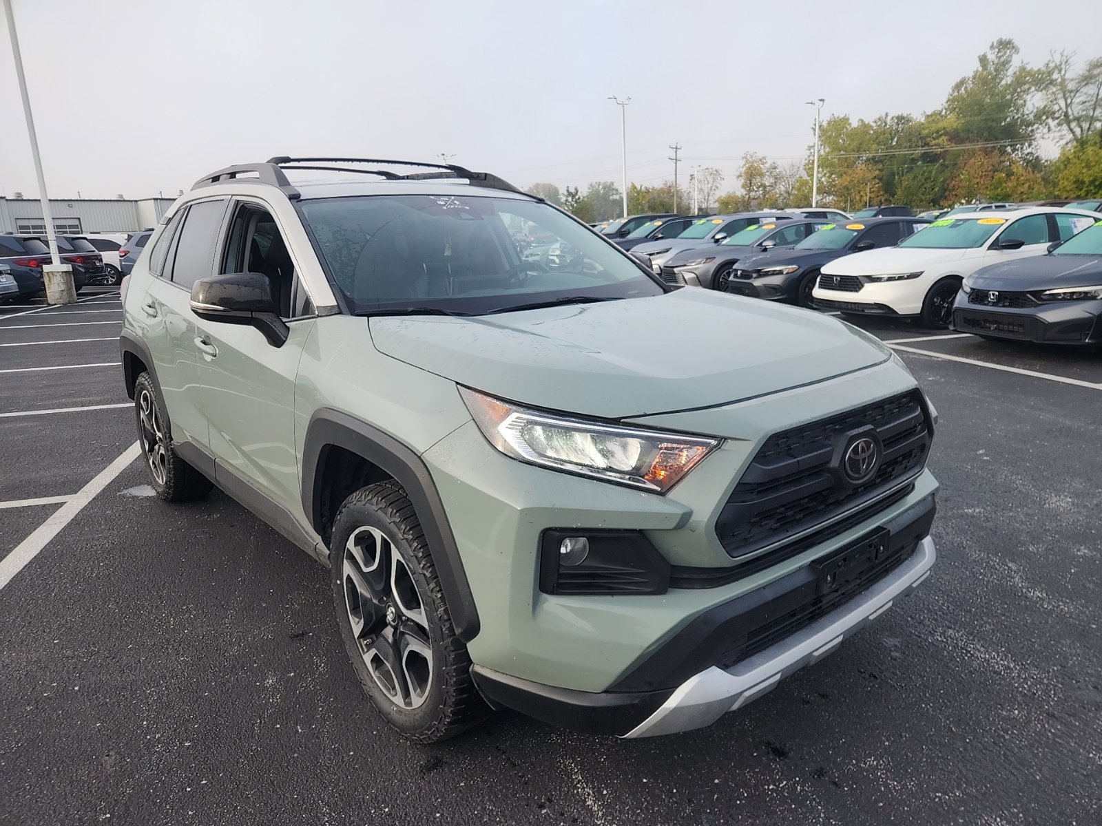Used 2019 Toyota RAV4 Adventure AWD/4WD image 7