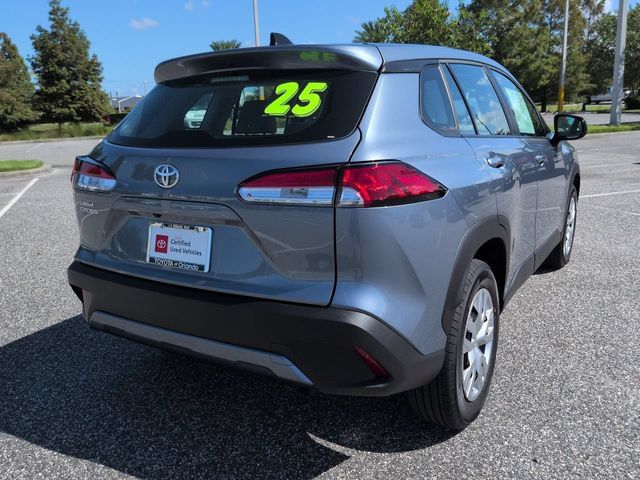 Certified 2025 Toyota Corolla Cross L FWD image 4