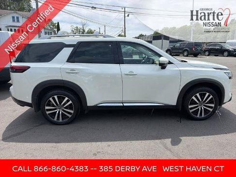 Certified 2023 Nissan Pathfinder Platinum AWD/4WD image 9