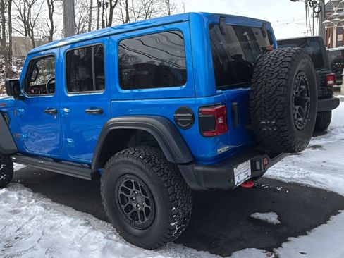 Certified 2022 Jeep Wrangler Unlimited Rubicon w/ Xtreme Recon 35" Tire Package image 5