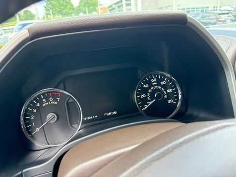 Used 2018 Ford F150 Lariat w/ Equipment Group 502A Luxury AWD/4WD image 11