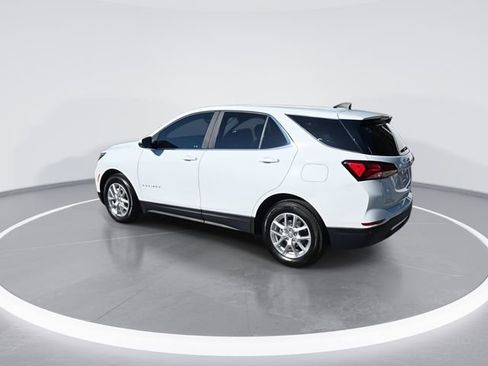 Used 2024 Chevrolet Equinox LT FWD image 6