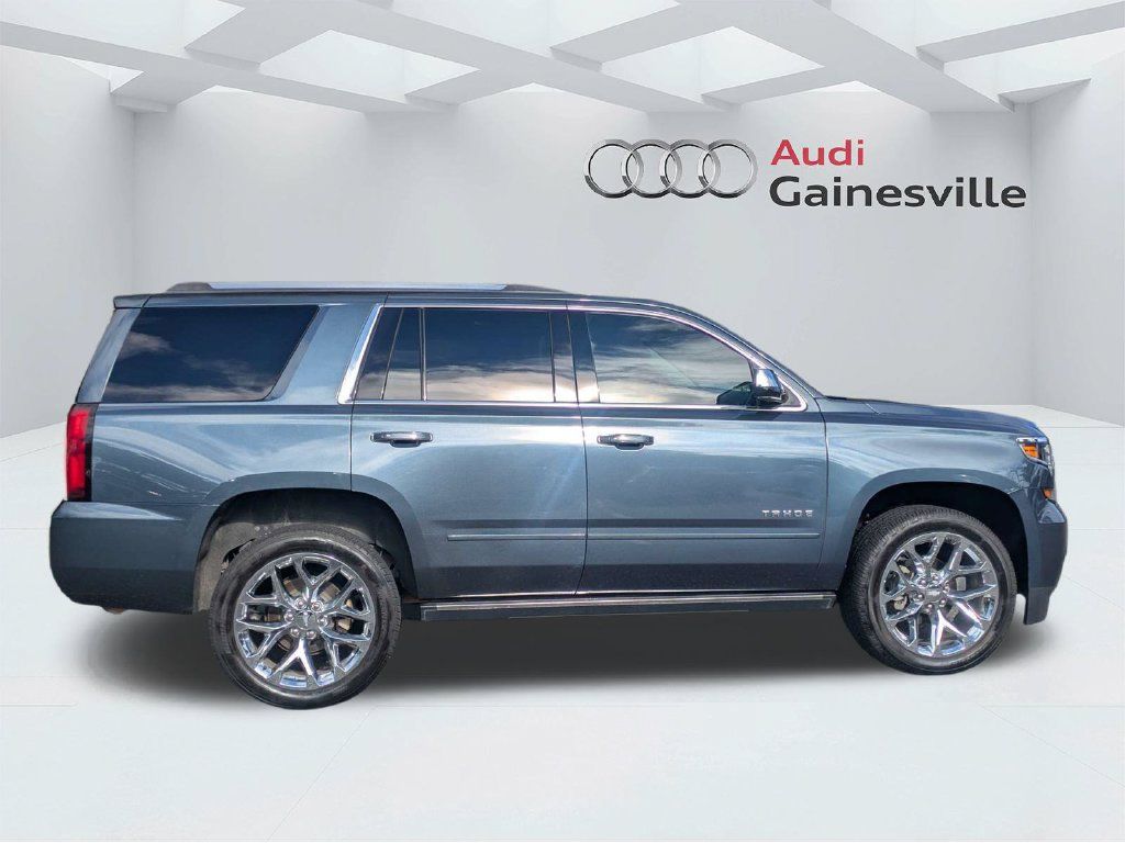 Used 2019 Chevrolet Tahoe Premier RWD image 2