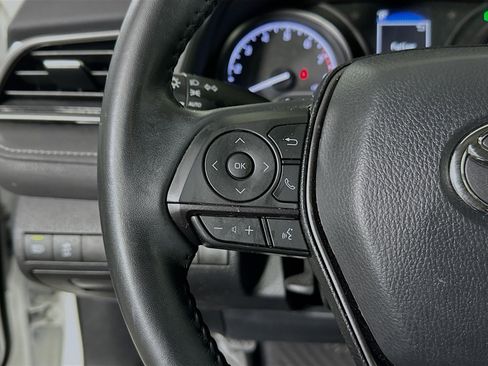 Used 2023 Toyota Camry SE FWD image 16