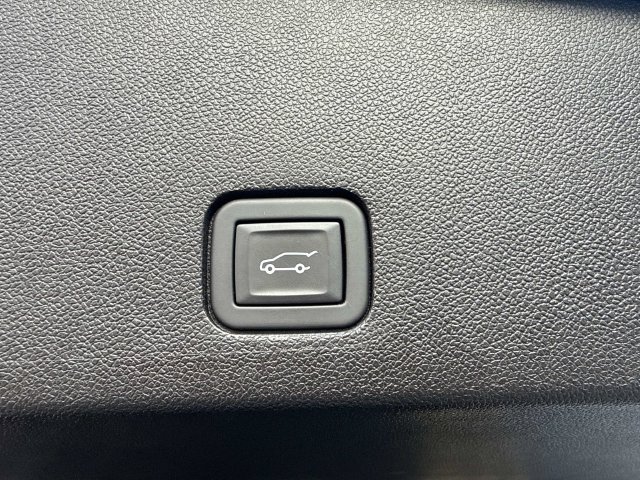Certified 2024 Cadillac XT6 Premium Luxury AWD/4WD image 28
