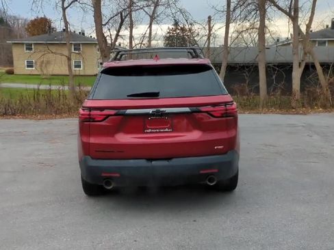 Used 2023 Chevrolet Traverse RS image 7