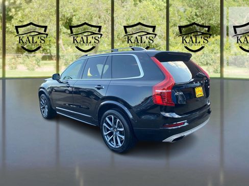 Used 2018 Volvo XC90 T6 Momentum w/ Convenience Package image 7