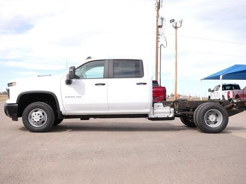 New 2026 Chevrolet Silverado 3500 W/T w/ WT Convenience Package AWD/4WD image 7