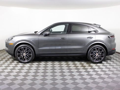 New 2026 Porsche Cayenne Coupe image 2