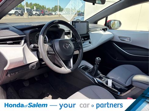 Used 2021 Toyota Corolla SE w/ Carpet Mat Package (TMS) FWD image 2