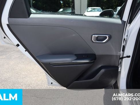 Used 2025 Kia K4 FWD image 19