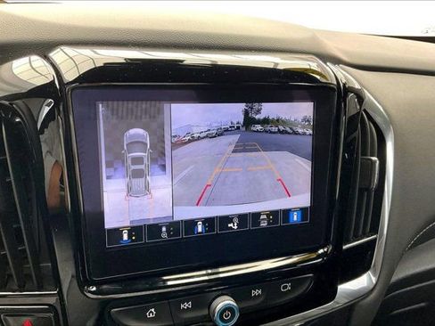 Used 2023 Chevrolet Traverse Premier w/ Redline Edition AWD/4WD image 23