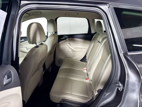 Used 2017 Ford Escape SE image 19