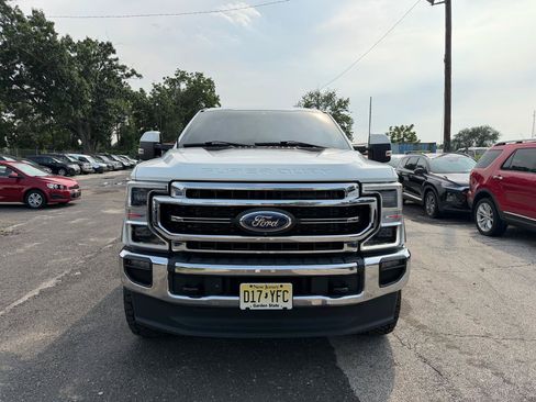 Used 2022 Ford F250 Lariat w/ Lariat Ultimate Package AWD/4WD image 2