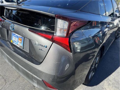 Used 2019 Toyota Prius XLE image 14
